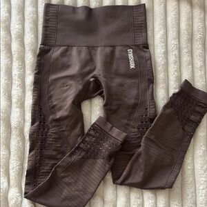 Gymshark Brown High-Waisted Leggings with Seamless Design